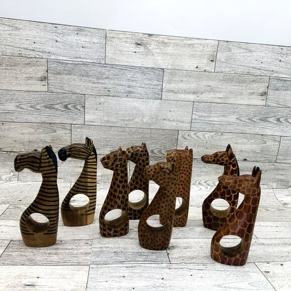 Hand Carved Wooden African Safari Animal Napkin‎ Rings Holder Set of 8 - Picture 1 of 11